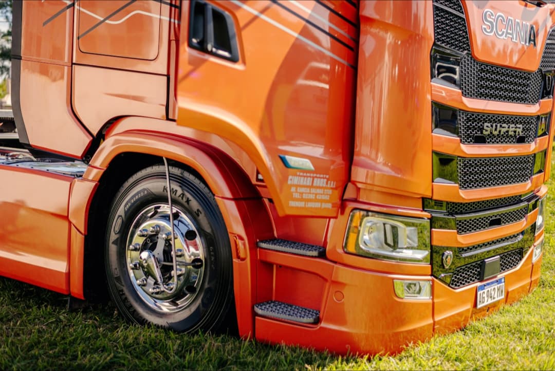 Truck
